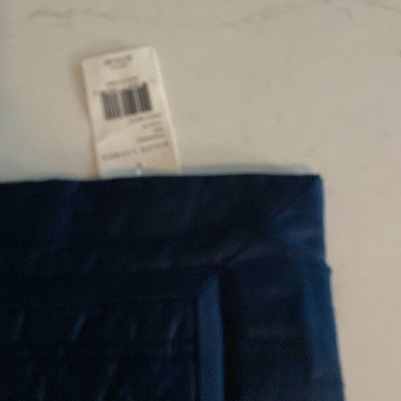 Ralph Lauren 24”x24” Euro Sham - Picture 2 of 4